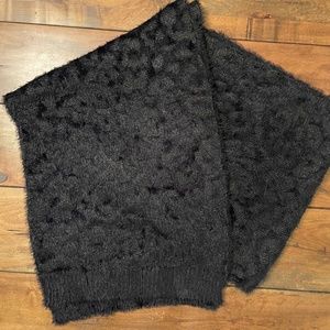Express Monochromatic Cheetah Leopard Animal Print Scarf Black